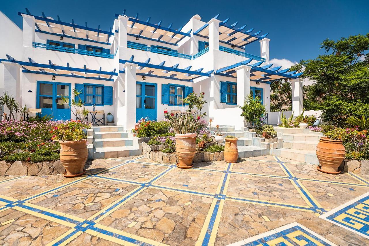 Livadia Beach Suite Extérieur photo